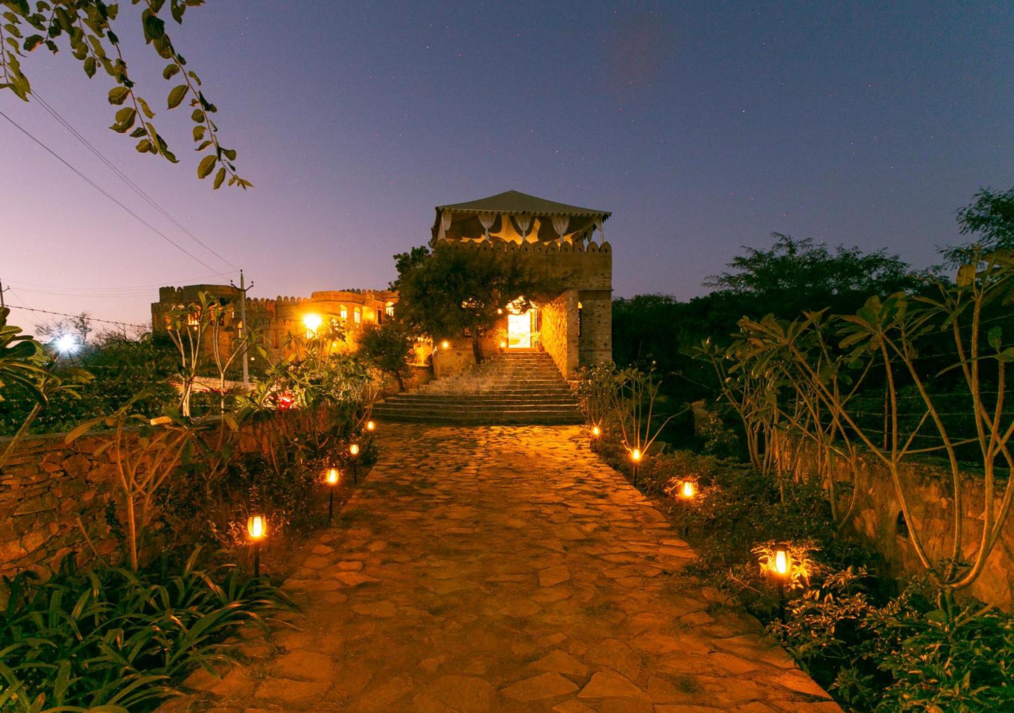 Manmatha A Luxury Retreat Bed & Breakfast Udaipur Eksteriør bilde
