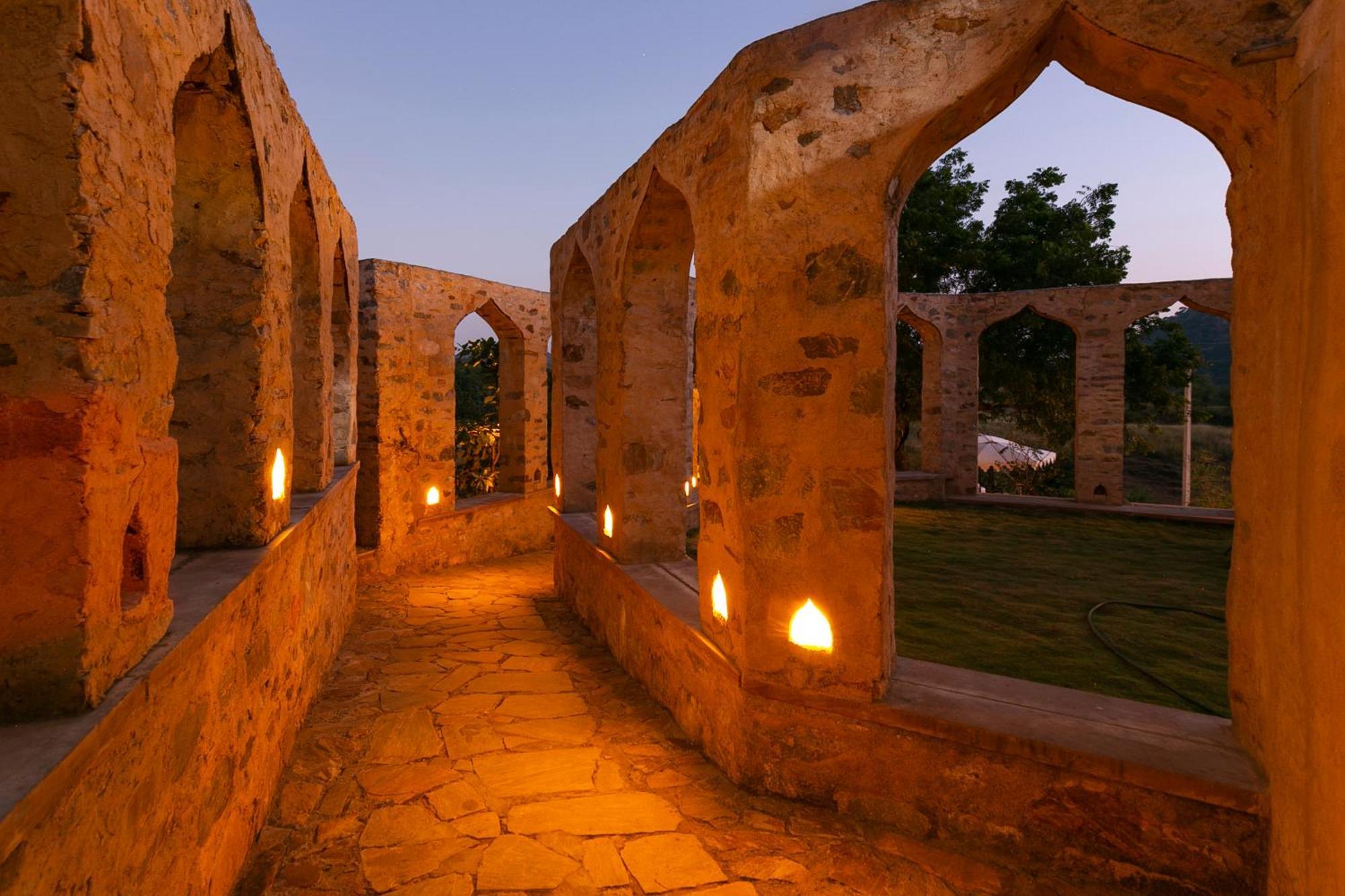 Manmatha A Luxury Retreat Bed & Breakfast Udaipur Eksteriør bilde