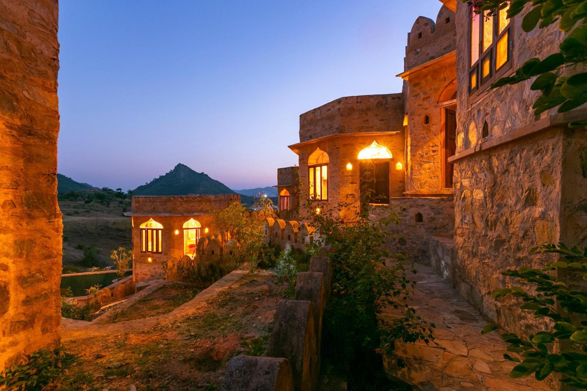 Manmatha A Luxury Retreat Bed & Breakfast Udaipur Eksteriør bilde