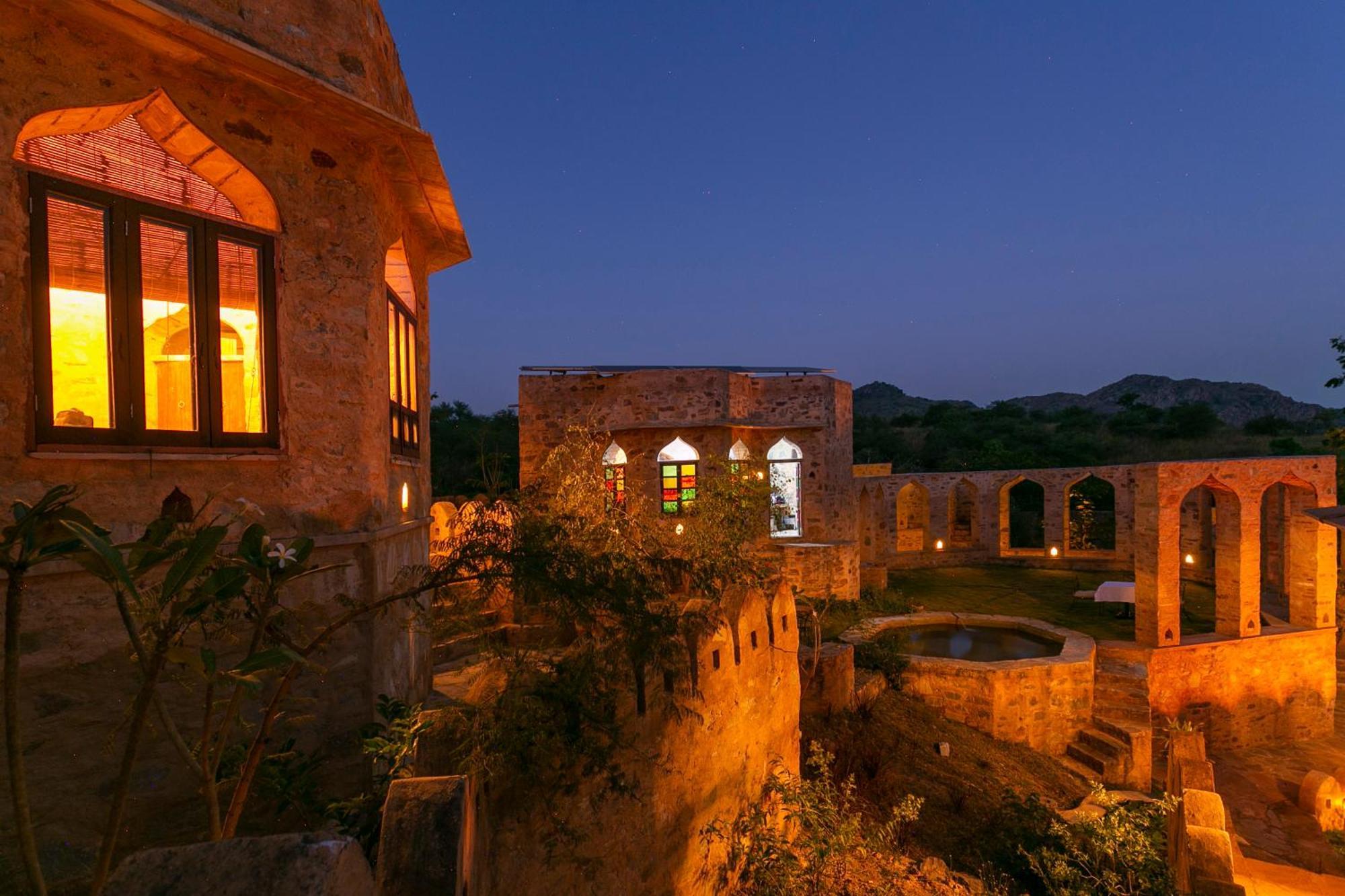 Manmatha A Luxury Retreat Bed & Breakfast Udaipur Eksteriør bilde